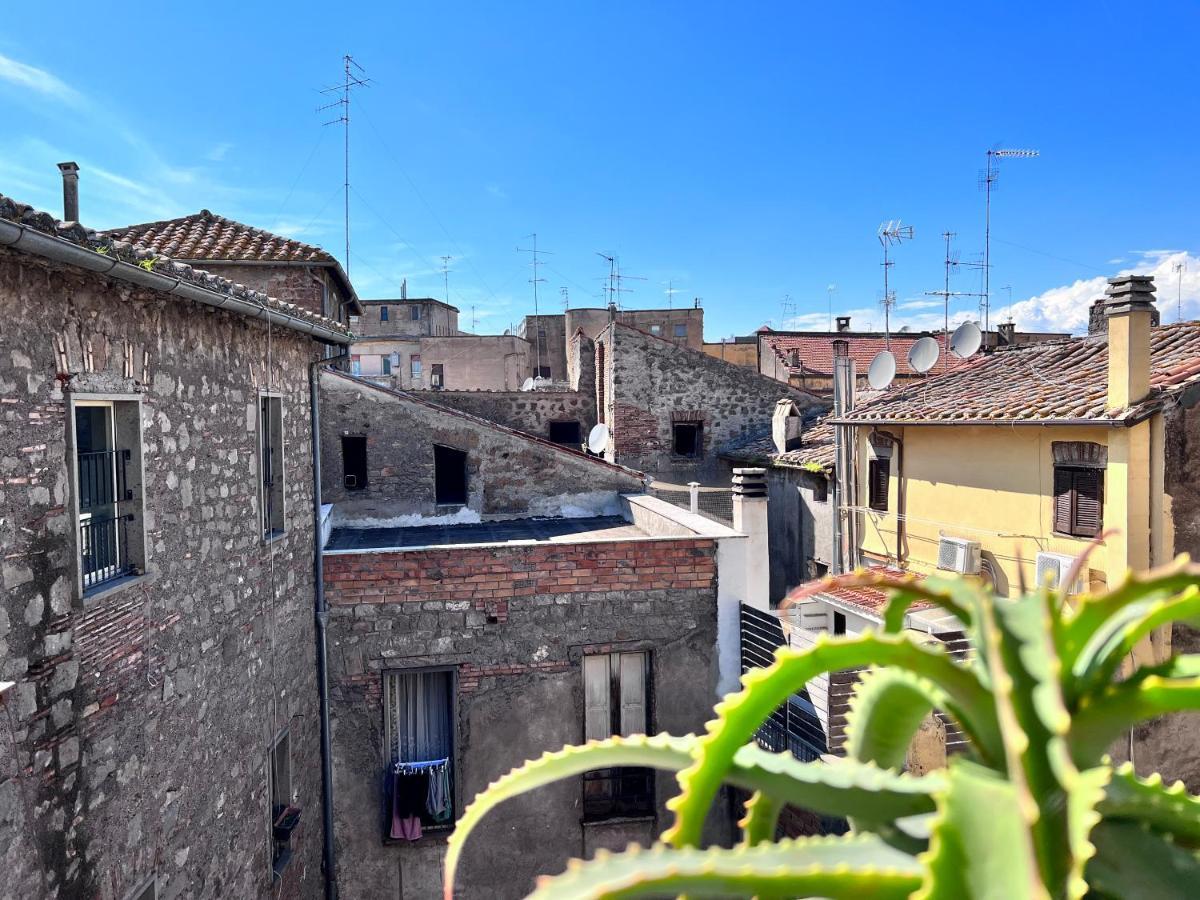 Serena e’ Viterbo Bagian luar foto